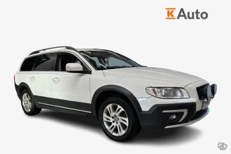 Volvo XC70 D4 AWD Business Classic aut *Jakohihna juuri tehty / VOC / Koukku / Digimittari / Nahat / Navi*