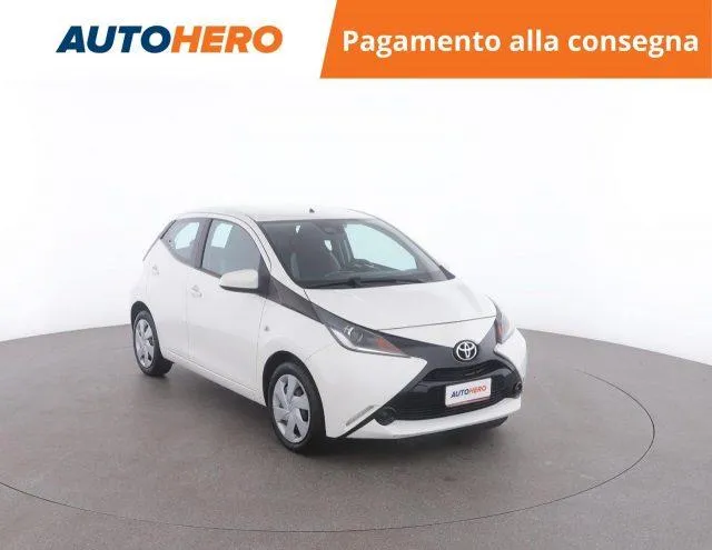 TOYOTA Aygo 1.0 VVT-i 69 CV 5p. x-play Image 6