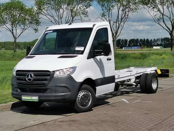 Mercedes-Benz Sprinter 519 CDI 3.0 LTR 6 CYL! Image 2